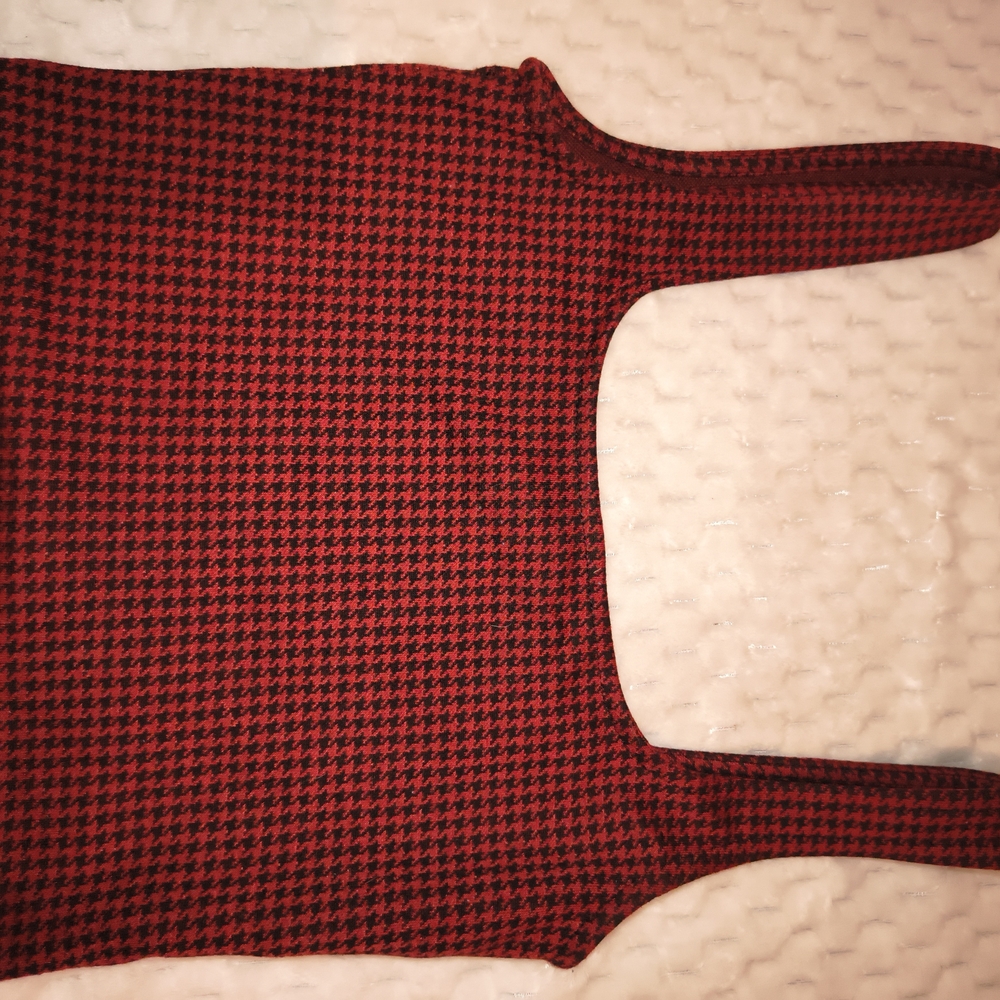 Forever 21 Burgundy and Black Houndstooth Top